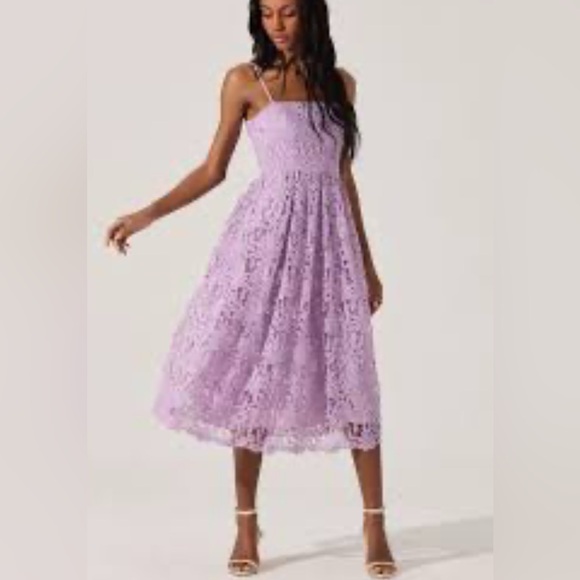 ASTR The Label, Lilac Crochet Lace Midi Dress, Size L | 1991 - Picture 1 of 6